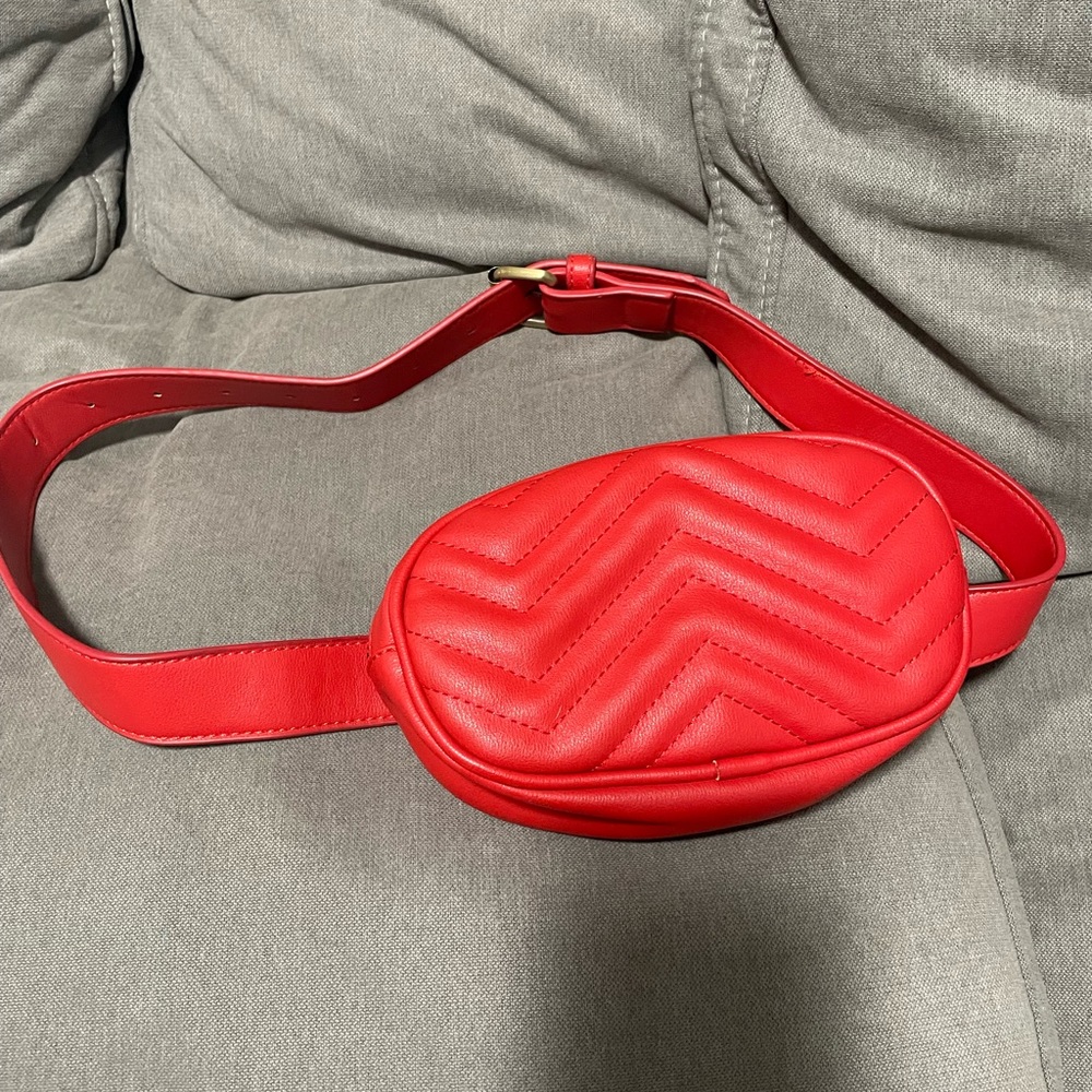 Red small Fanny pack